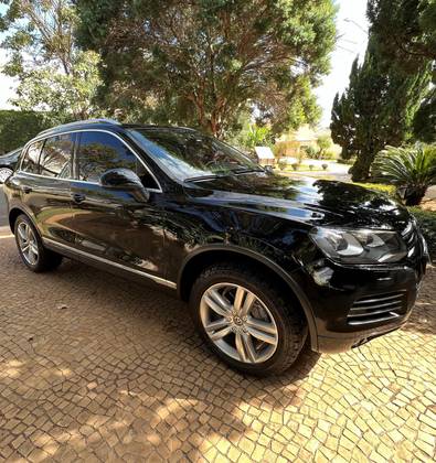 VOLKSWAGEN TOUAREG 4.2 FSI V8 32V GASOLINA 4P TIPTRONIC VOLKSWAGEN TOUAREG 4.2 FSI V8 32V GASOLINA 4P TIPTRONIC